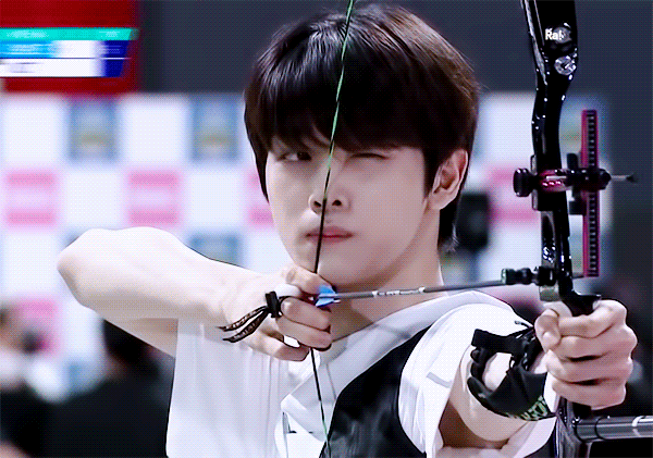 2022 추석특집 아육대 청백전 백팀 nct 성찬 양궁 청팀 유나이트 은상 댄스스포츠 (룸바+차차차) 보정 움짤! 2022 추석특집 아육대 청백전 백팀 nct 성찬 양궁 청팀 유나이트 은상 댄스스포츠 (룸바+차차차) 보정 움짤!