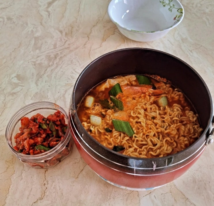  계란단식 때려치니까 살 거 같네