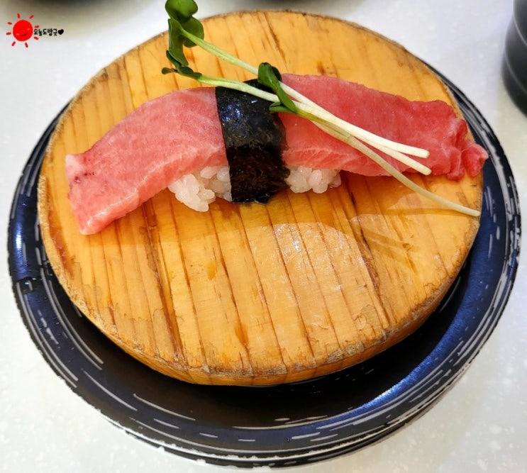  용이 초밥 ㅇㅛㅇ이ㅊㅗ밥 광안리점- 내돈 솔직후기︎