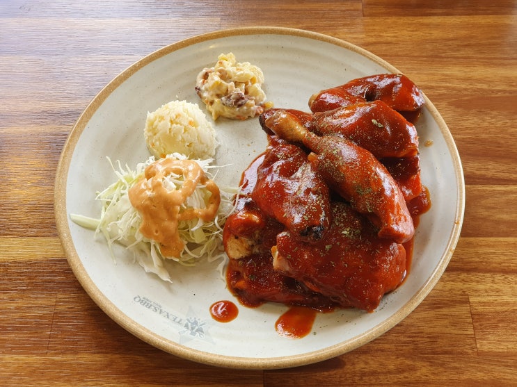 [먹거리 리뷰] 경기도 동두천 보산역 텍사스 바베큐 치킨 바베큐(1마리) 먹어본 후기