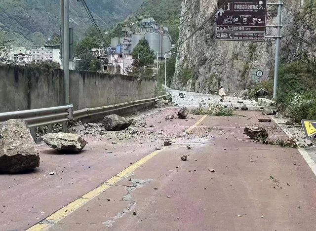폭염, 가뭄, 코로나 봉쇄에 지진까지…쓰촨성의 수난