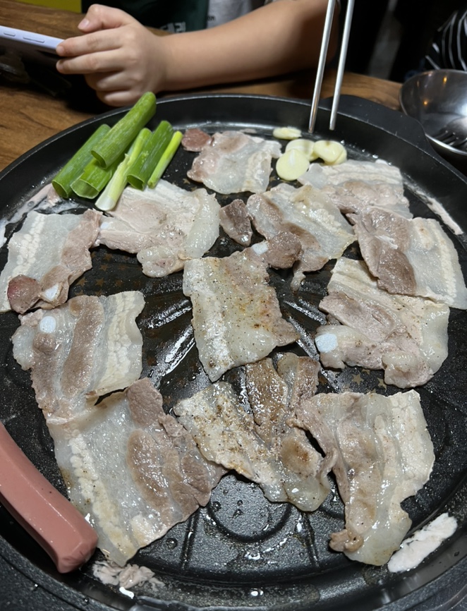  [안양일번가 골목랭삼] 가성비 냉동삼겹살과 소주한잔