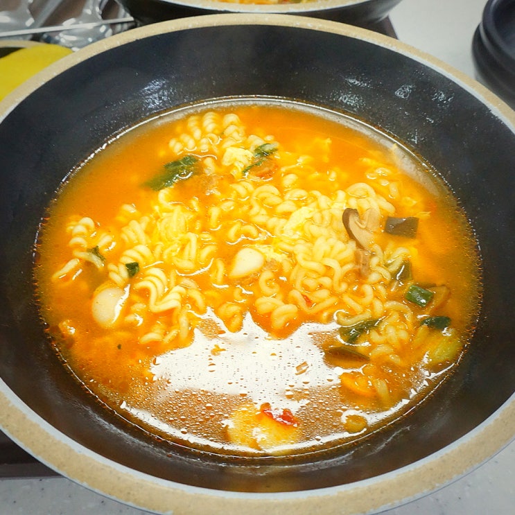  외동휴게소(포항방향) 푸드코트 간식도 사먹어요