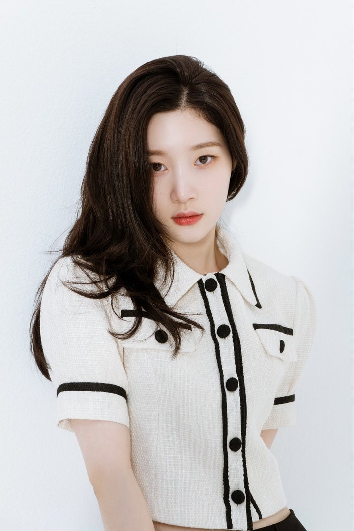  정채연 금수저 촬영 중 쇄골 골절과 뇌진탕 내일수술 예정 나이 키 학력 프로필