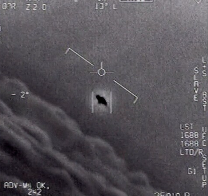 해군에서 FOIA에 요청: UFO 비디오를 공개하는 것은 '국가 안보에 해를 끼칠 것'입니다. 해군에서 FOIA에 요청: UFO 비디오를 공개하는 것은 '국가 안보에 해를 끼칠 것'입니다.