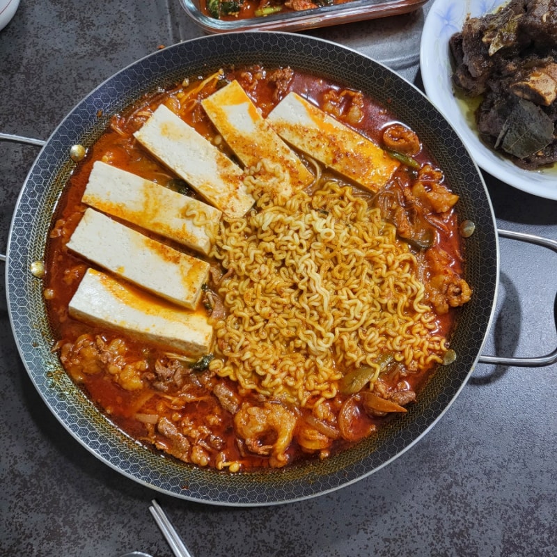 캠핑음식 밀키트 진미식육식당 대창전골