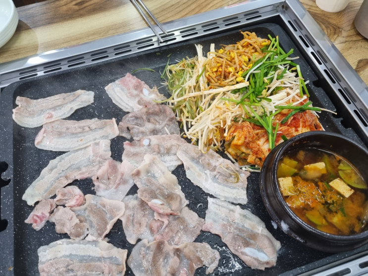  부천 소사역 대패삼겹살 맛집 '국가대패' 다녀왔어요~
