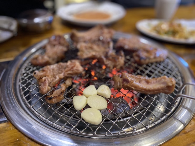  [신촌] 회식하기 좋은 신촌 돼지갈비맛집, 신촌 고기랑