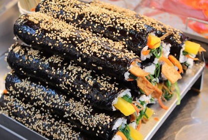  김밥꿈해몽 김밥꿈풀이 - 김밥꿈 김밥먹는꿈 김밥싸는꿈 김밥보는꿈 김밥받는꿈 김밥얻는꿈 김밥주는꿈 김밥만드는꿈 김밥꿈해몽 꿈풀이 총모음