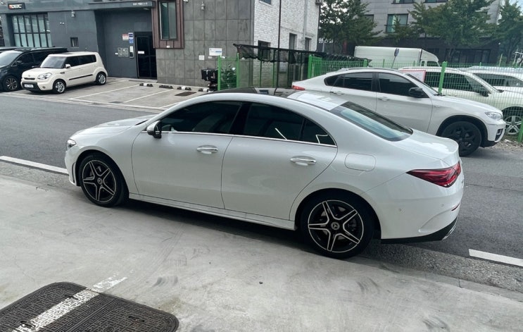  대전 수입차 블랙박스 벤츠 CLA250 아이나비 QXD8000 iVolt Q 에디션 보조배터리 장착