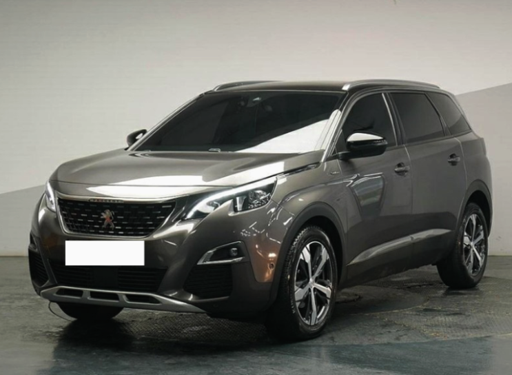  푸조 5008 GT 중고가격 모두가 좋아하는 SUV