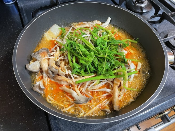  등촌샤브칼국수 배달시켜먹기 너무 좋아요