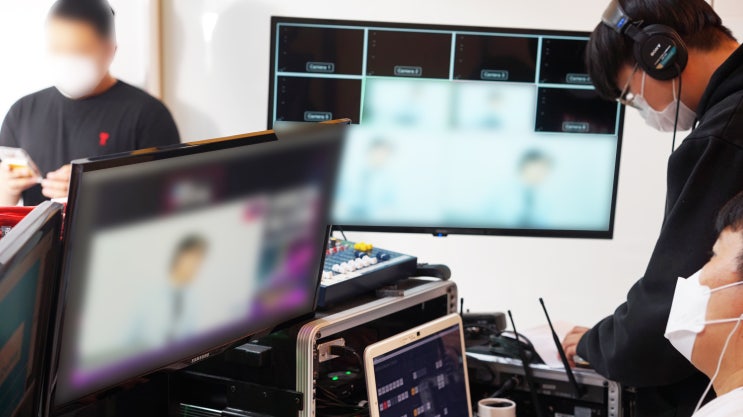 기획부터 촬영, 편집 모두 가능한 영상 제작 업체 홈엑스 스튜디오