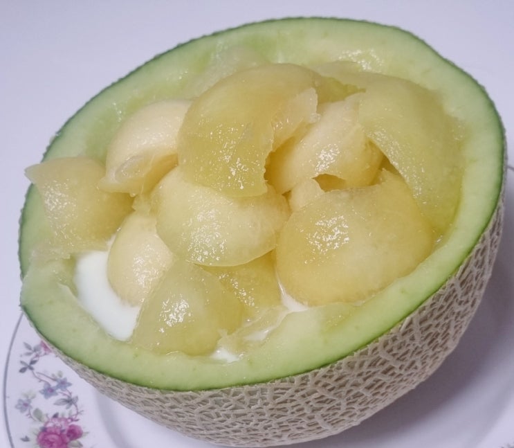  메론빙수 만들기 연유없이 간단한 멜론 우유빙수 홈카페, 한그릇 요리 레시피