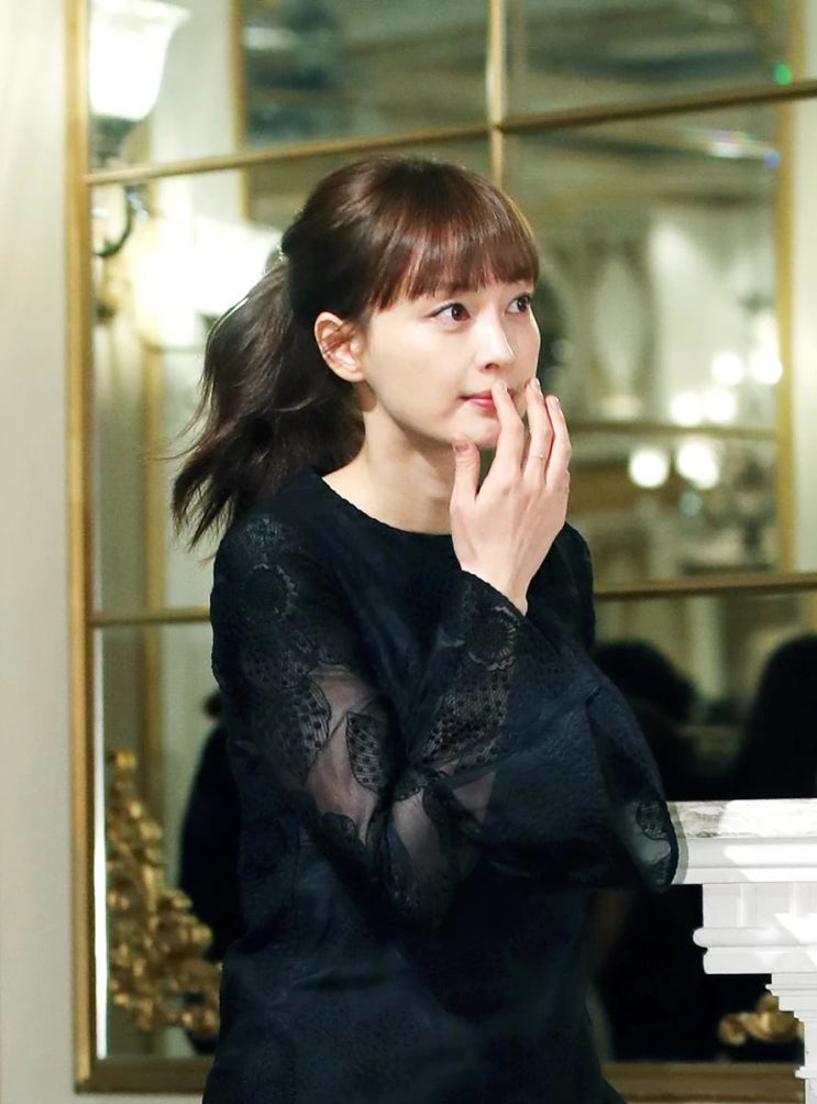 오랜만에 복귀 소식 전한 '원빈' 배우 이나영, 3년 만에 드라마 '박하경 여행기' 출연 확정 오랜만에 복귀 소식 전한 '원빈' 배우 이나영, 3년 만에 드라마 '박하경 여행기' 출연 확정