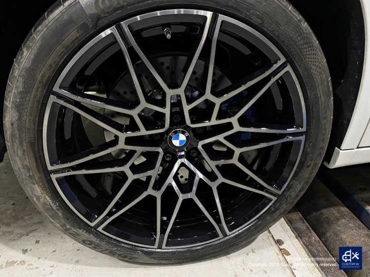 BMW X3M 컴페티션 826M 휠상처 다이아몬드 컷팅 휠복원