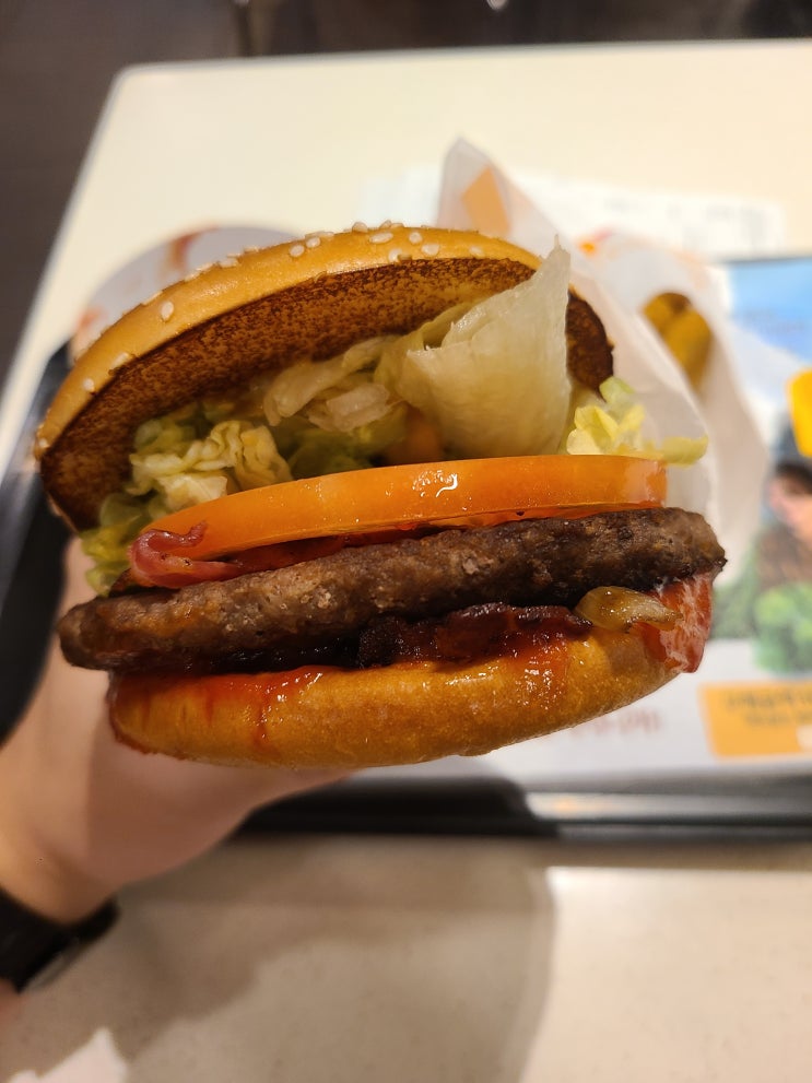 [맥도날드 햄버거 맛평가] #8. 1955버거 / 순 쇠고기패티 버거의 참맛