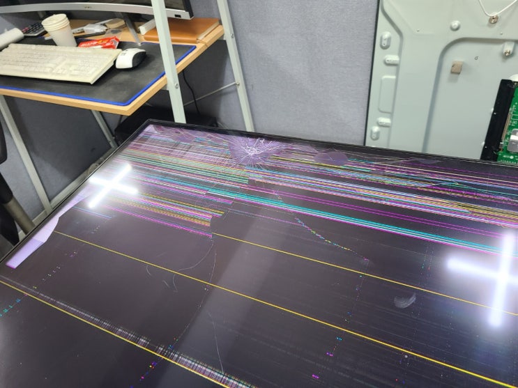  LG 75SM9070 부천 고강동 TV 액정 깨졌어요 수리 요청 의뢰