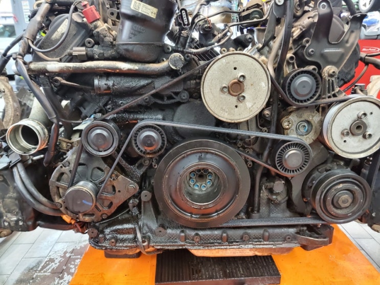  아우디 a8 3.0tdi 누유작업 용인수입차 수원수입차