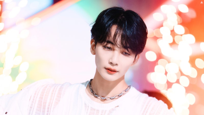 컴퓨터배경화면> 세븐틴 정한 'HOT' 무대 컴퓨터바탕화면_by.슬짱​ : 네이버 블로그