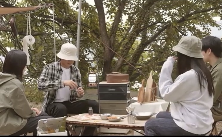  캠핑에 진심인 다이소 가을 캠핑 감성템