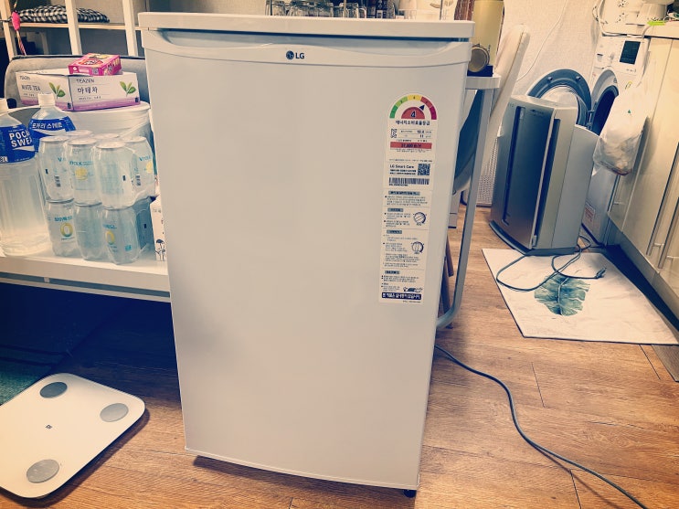 [내돈내산] LG전자 B102W14. 가성비 좋은 소형 냉장고. 장단점 들여다보기