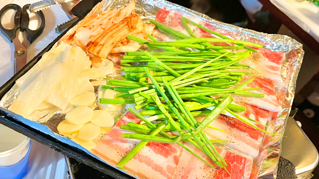  수성구 수성시장 대구은행역 맛집 팔공 돼지껍데기 냉동삼겹살