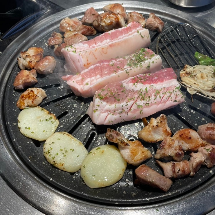  신당역 고기 맛집 신당육 (루프탑 실패ㅠㅠ)