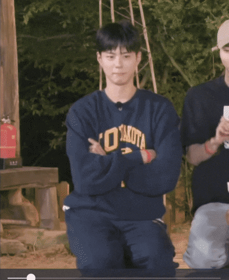 청춘엠티 박보검 보다가 내 귀를 의심함..(?) 청춘엠티 박보검 보다가 내 귀를 의심함..(?)