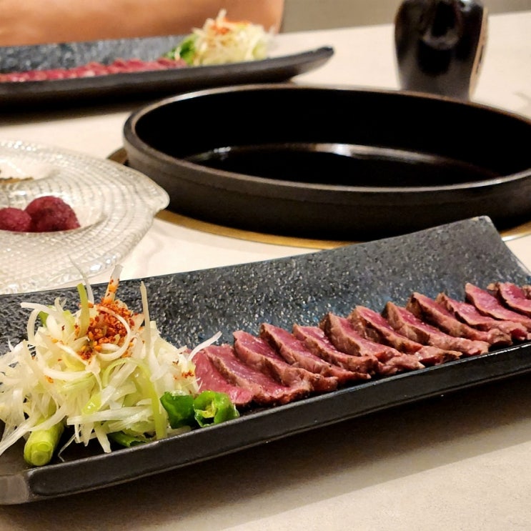  강남 룸식당 도쿄등심 오랜만에 오빠랑 주말 데이트