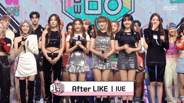  아이브 움짤 99 (음악중심 아이브gif , 뿅뿅지구오락실 12회 안유진 gif , 뮤직뱅크 아이브 gif , 마리클레르 이서 gif )