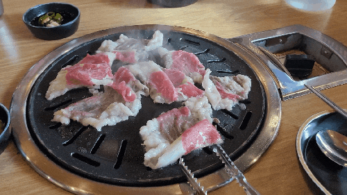  이차돌목동로데오점 - 쫄면맛집 ! 차돌박이 8900원으로 냠냠 내돈내산후기