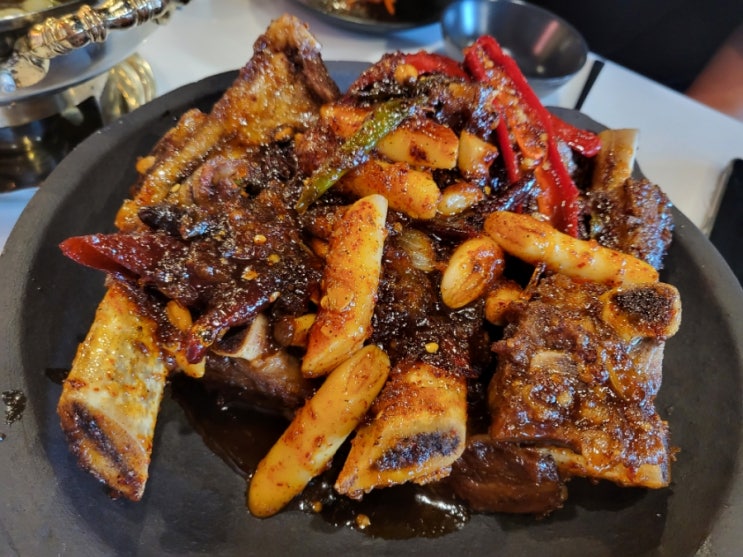  일산 호수공원 맛집 조선초가한끼 화끈왕대갈비