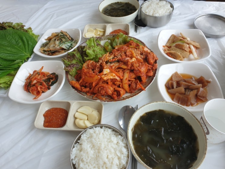  태안에서 식사하기 좋은 "쌈이랑고기랑" (11개월 아기와함께)