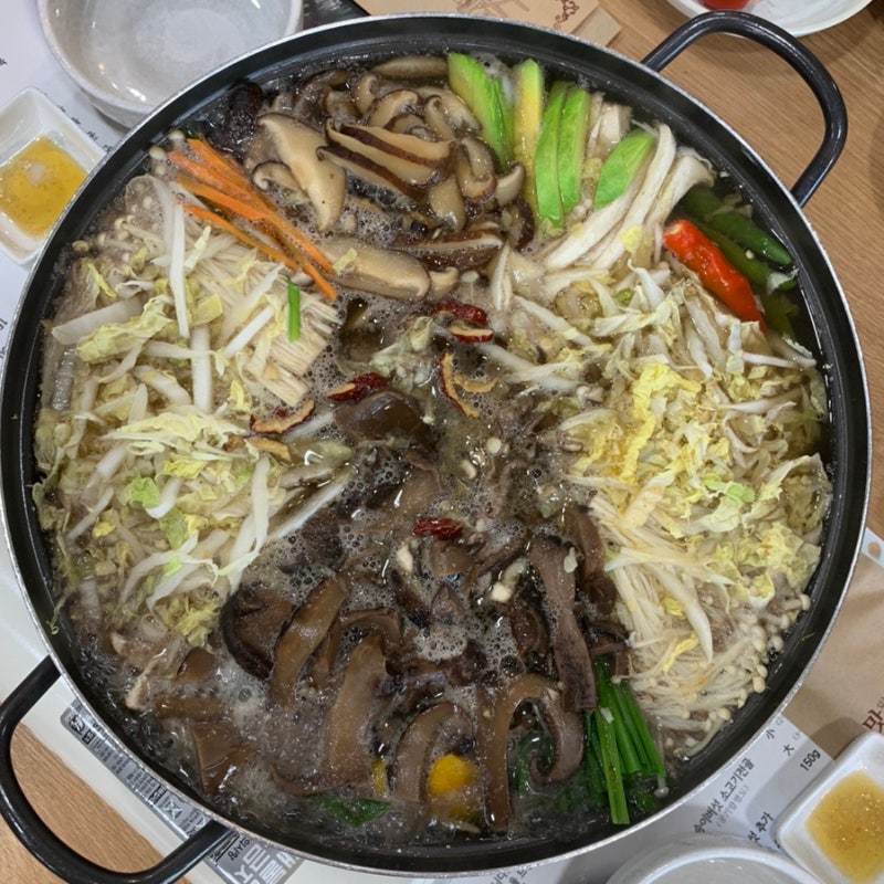 대구/현풍맛집] 대구 근교 몸보신하기 좋은 능이버섯 소고기 전골 맛집 - 능이마을 현풍점 : 네이버 블로그