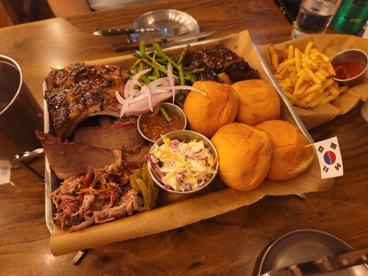  경리단길 맛집 로코스 비비큐 경리단길본점 바베큐로코스샘플러