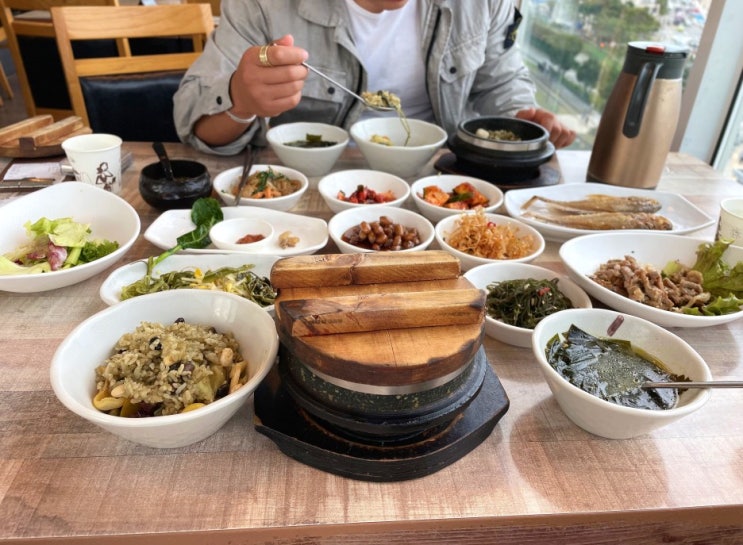  부산 송정 밥이 예술 돌솥밥 전문 '다솥맛집'
