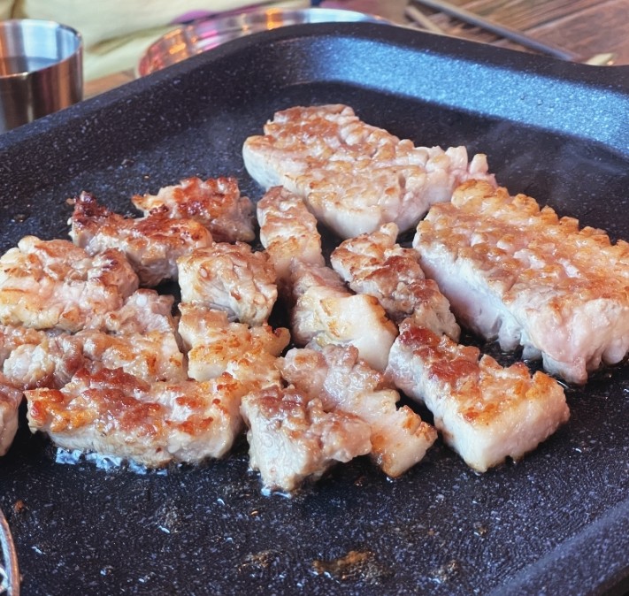 멋진 분위기 맛난 돈꽃삼겹살 오남리 맛집 해가든