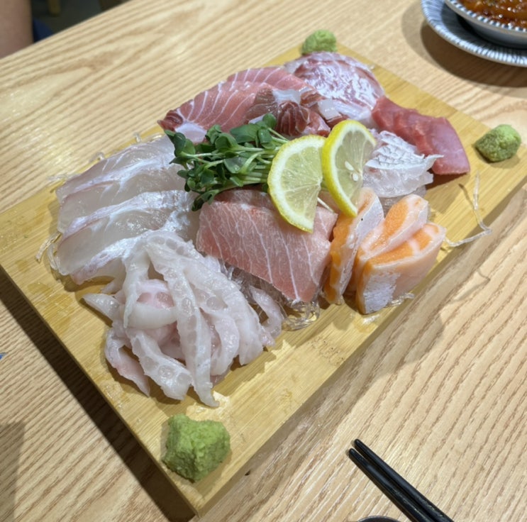  여수 아도쿄 여수현지인초밥맛집 회맛집 내돈내산 후기