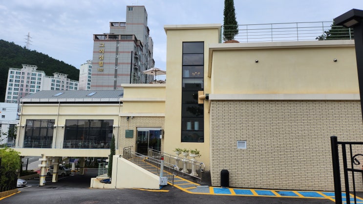 부산 신평배고개 대형카페, 이티135 부산 신평배고개 대형카페, 이티135