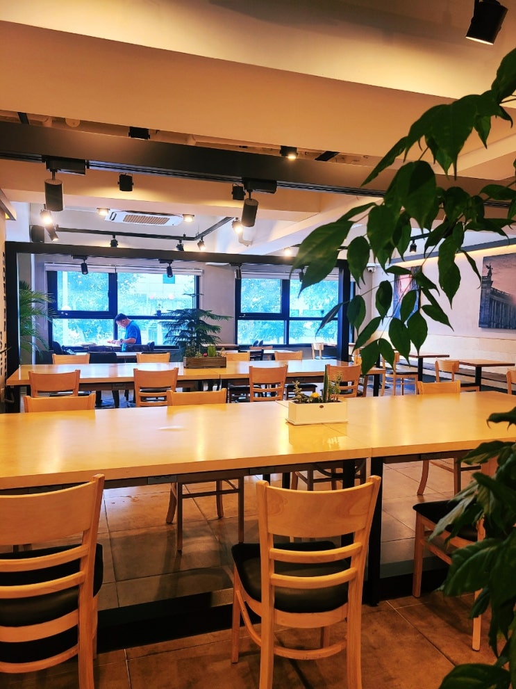 낙성대역 조용하고 공부하기 좋은 샤로수길 카페 커피 어반 COFFEE URBAN 낙성대역 조용하고 공부하기 좋은 샤로수길 카페 커피 어반 COFFEE URBAN