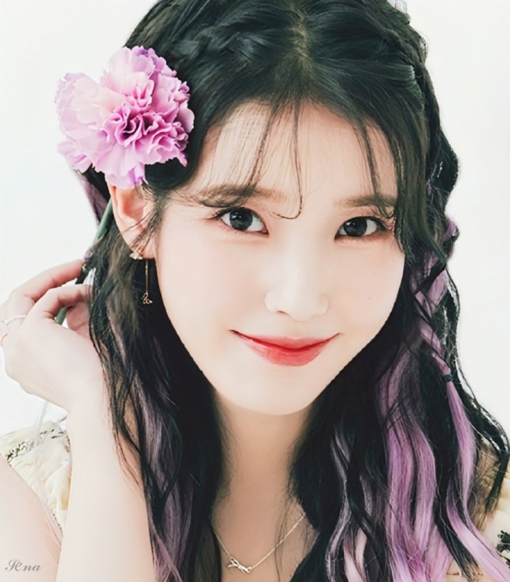 220918 아이유의 <b>데뷔</b> 14주년을... 이름으로 <b>2억</b> 기부) + 약간의... 