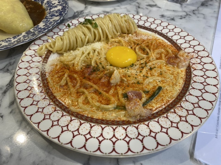  내돈내먹 찐맛집 강남 핫플레이스 데이트 맛집 빠레트 한남 강남CGV점
