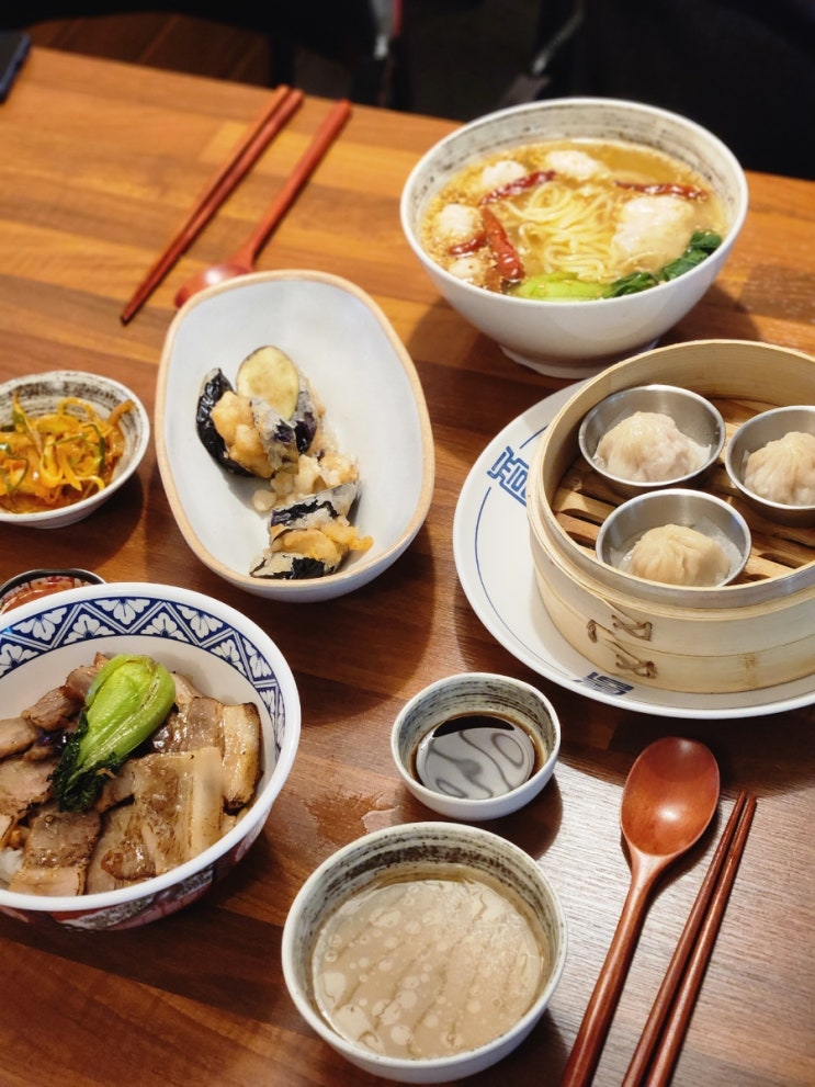  장유 율하 관동동 맛집 '율하의 낮과 밤' 호텔 셰프 손맛이 느껴지는 딤섬 덮밥 퓨전요리
