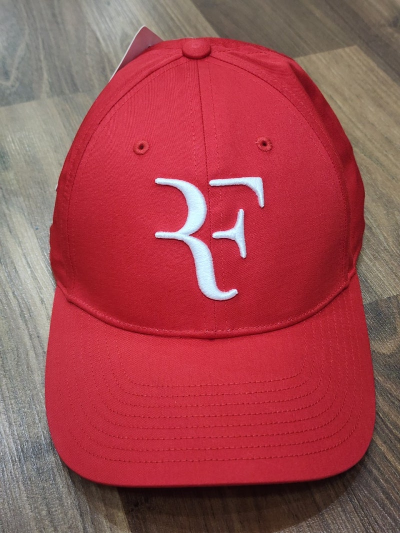 안녕 로저 페더러! 나이키 RF 모자 vs 유니클로 RF 모자 비교기