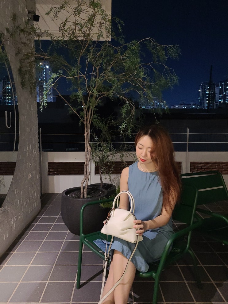  오야니가방 FW2022 신상 여자 데일리백 아델미니토트