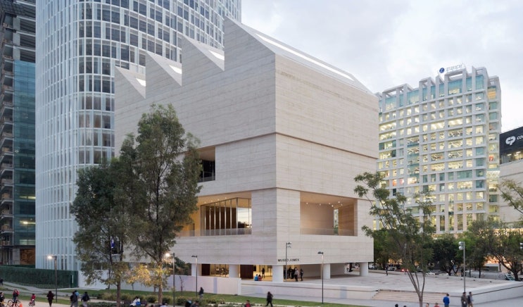  Museo Jumex(Jumex 현대 예술  박물관)