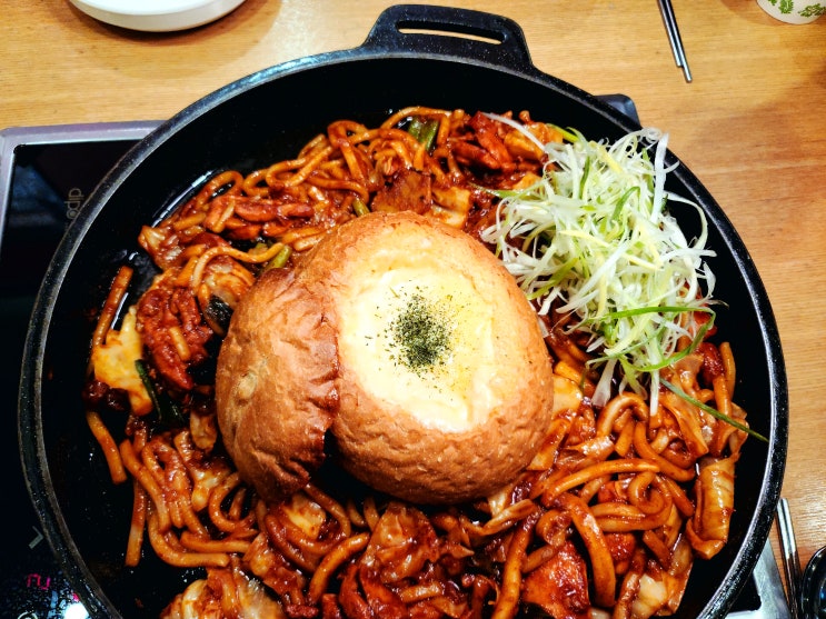 김해율하맛집 박가부대 빠네퐁듀닭갈비가 인기 좋은 김해롯데아울렛맛집