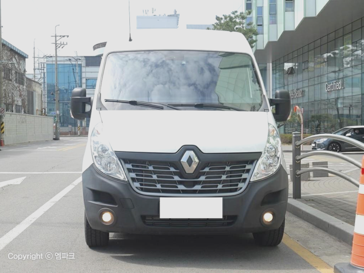  르노 마스터 밴 중고시세 앞서나가는 기술