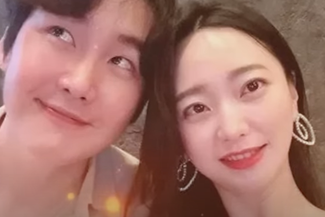 결혼과 이혼사이 서사랑 이정환 폭로 공방전 펼쳐졌다... 서사랑 가정폭력 멍든 얼굴 사진 첨부... 이정환 남편친구랑 외도 알코올 중독 주장 결혼과 이혼사이 서사랑 이정환 폭로 공방전 펼쳐졌다... 서사랑 가정폭력 멍든 얼굴 사진 첨부... 이정환 남편친구랑 외도 알코올 중독 주장